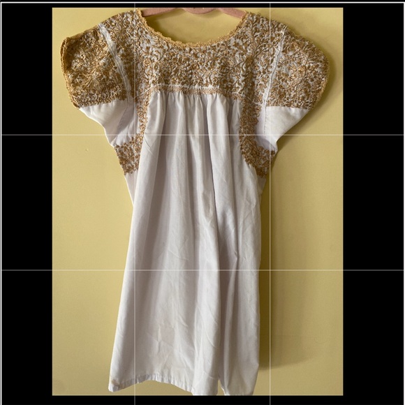 Dress - Picture 3 of 4